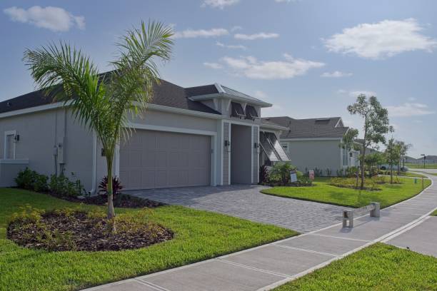 Best Commercial Driveway Pavers  in Princevle, IL